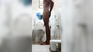 Indian men in shower - Raangin - 7 image