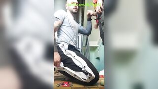 Russian extreme sex in the entrance - 4 image