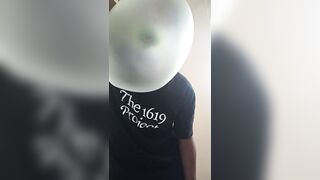 Bubble gum blowing fetish - 10 image