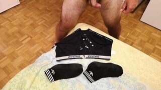 Cicci77 is preparing new fetishes to send to his fans with a lot of cum to make them arouse a lot by sniffing these boxe - 10 image