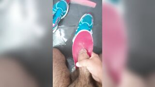 Fuck and cum in a shower with the Asics of my wife - 9 image