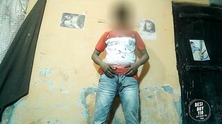 Indian boy Porn solo handjob video - 3 image