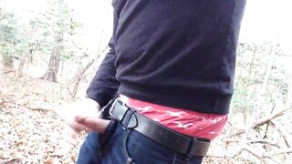 Public wanking in the woods, sagging, jerking and cumming. I jerk off in the woods and cum in my jeans - 7 image