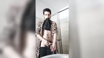 Piggy pissing on his own hand and hairy arm