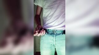 mi spoglio NUDO e ti esco il PISELLONE in faccia