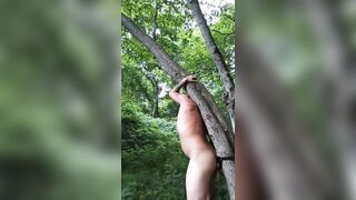 Treehugger fucks tree - 4 image