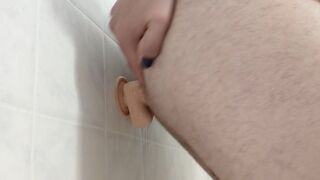 Fucking myself in the shower - 1 image