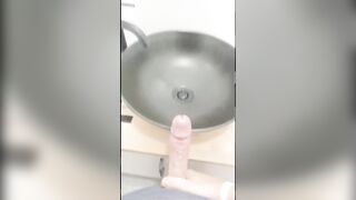 Creaming the Bathroom - 2 image