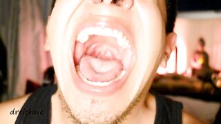 Very very big mouth fetish - 2 image