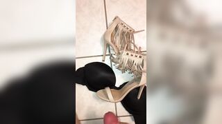 Girlfriends Steve Madden heels and 34D bra fucked & cummed. - 10 image