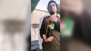 Filling my stomach with guarana refri / Man weight gain