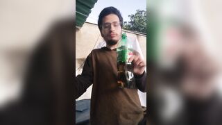 Filling my stomach with guarana refri / Man weight gain