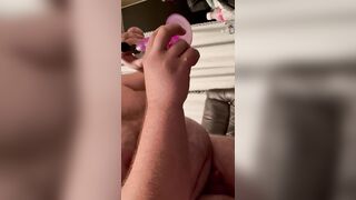 Chubby guy jerks off with crinkled feet in camera - 6 image
