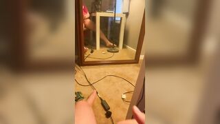 Dylan Wyld cums on a mirror - 6 image