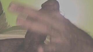 Quiero chupar tu verga - 2 image