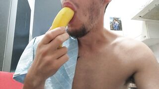 Croat deepthroats whole huge banana - 3 image