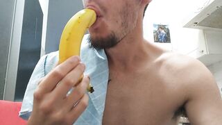 Croat deepthroats whole huge banana - 4 image