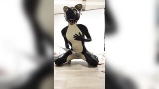 Rubber bastet cum in his latex catsuit with magic wand - 8 image