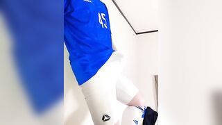 Soccer boy ejaculates inside his spats - 3 image