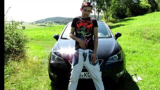 I piss in front of my car - 1 image