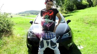 I piss in front of my car - 3 image