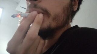 SPIT Turkish man close up on mouth ( smoking fetish and spit - 1 image