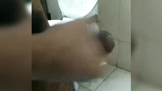 Desi hindi Playing with my step cousin's pussy while watching porn, look how she has it - 3 image