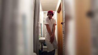 I piss in pastry chef's clothes - 1 image
