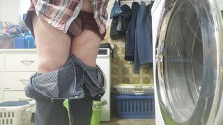 Doing my laundry naked - 1 image