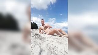 Woo - did he really cum on a public beach? - 8 image