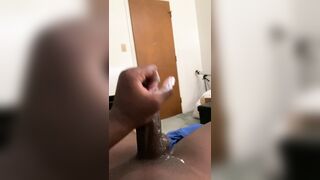 College teen rubbing his cock out - 6 image
