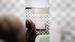 Mallu Boy Bathing Scene - 3 image