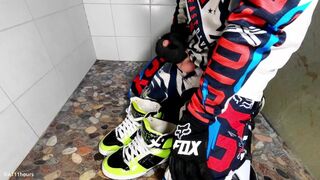 Mx blonde boy piss in his shoes and cum on it - 1 image