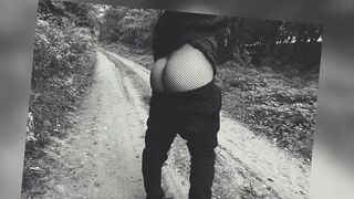 Flashing dick and ass in forest - 7 image