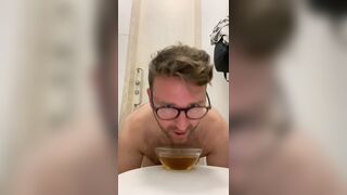 Pig eating cum and piss sandwich for lunch - 7 image