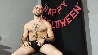 Sexy Joker for Halloween - Striptease Show by Louis Ferdinando - 1 image