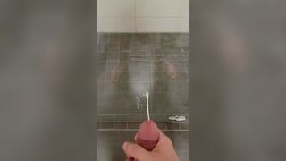 Messy Cumshot on a glass door - 1 image