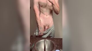 Can I show off my body before I shower? - 5 image