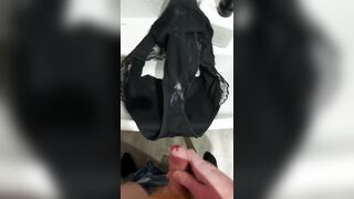 Another guys wifes panties tribute. - 5 image