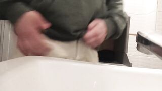 I love to wash my hand with my pee in public toilet - 2 image