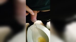 The doctor said it's better to pee on a girl's butt than in the toilet - 9 image