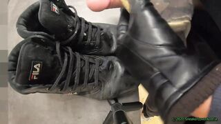 5 Cumshots on Fila Grunge Boots (Fast) - 4 image