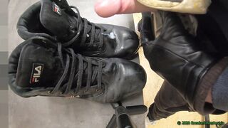 5 Cumshots on Fila Grunge Boots (Fast) - 5 image
