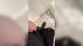 College boy touching himself between lectures - 2 image