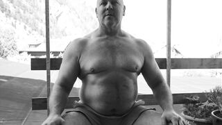 Gay bear Hotgay muscle bear daddy Bulge photo slideshow - 8 image