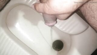 Desi big cock squirt boy in bathroom Pakistan dewani phudiwali Pakistani - 5 image