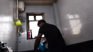 Blowjob sex pump gay boy bhatharoom cleaning - 1 image