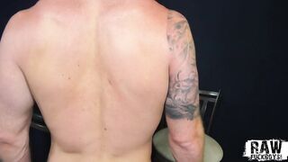 RawFuckBoys Tattooed muscle jock sucked by blindfolded bottom - 4 image