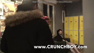 Enzo RIMENEZ fucked raw by KOldo GORAN in locker room - 4 image