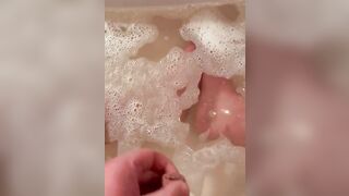 Masturbating in the Bathtub
